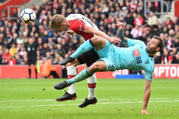 她而言是一 她而言是一