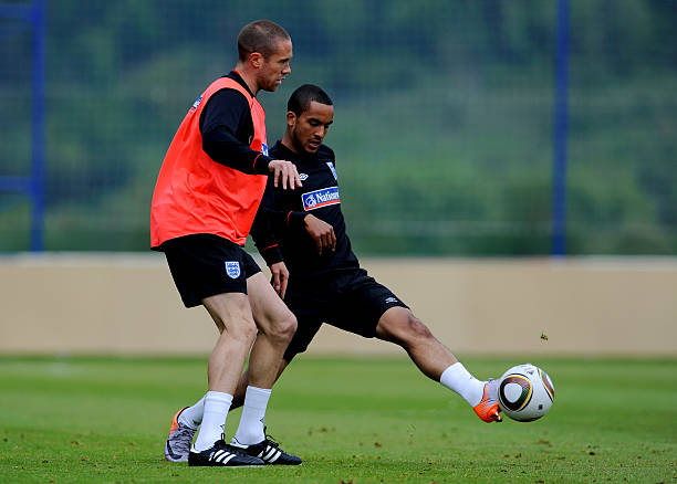 球探对埃基 球探对埃基