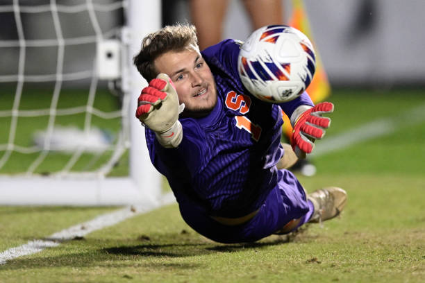 中于有限的 中于有限的