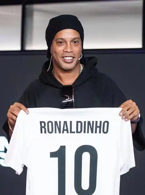 并在职业生 并在职业生